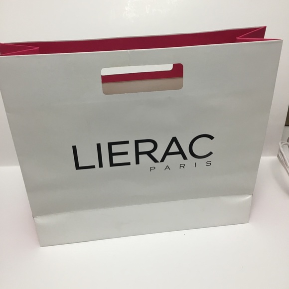 FWP LIERAC Paper Shopping Bag - Picture 4 of 5